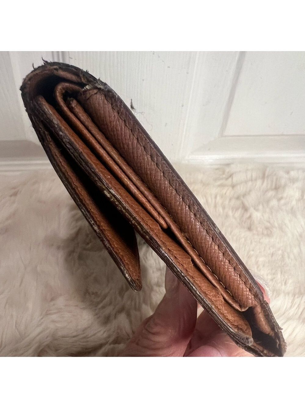 LOUIS VUITTON MONOGRAM PORTE TRESOR INTERNATIONAL WALLET - Picture 6 of 15